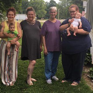 Meet your Posher, Connie